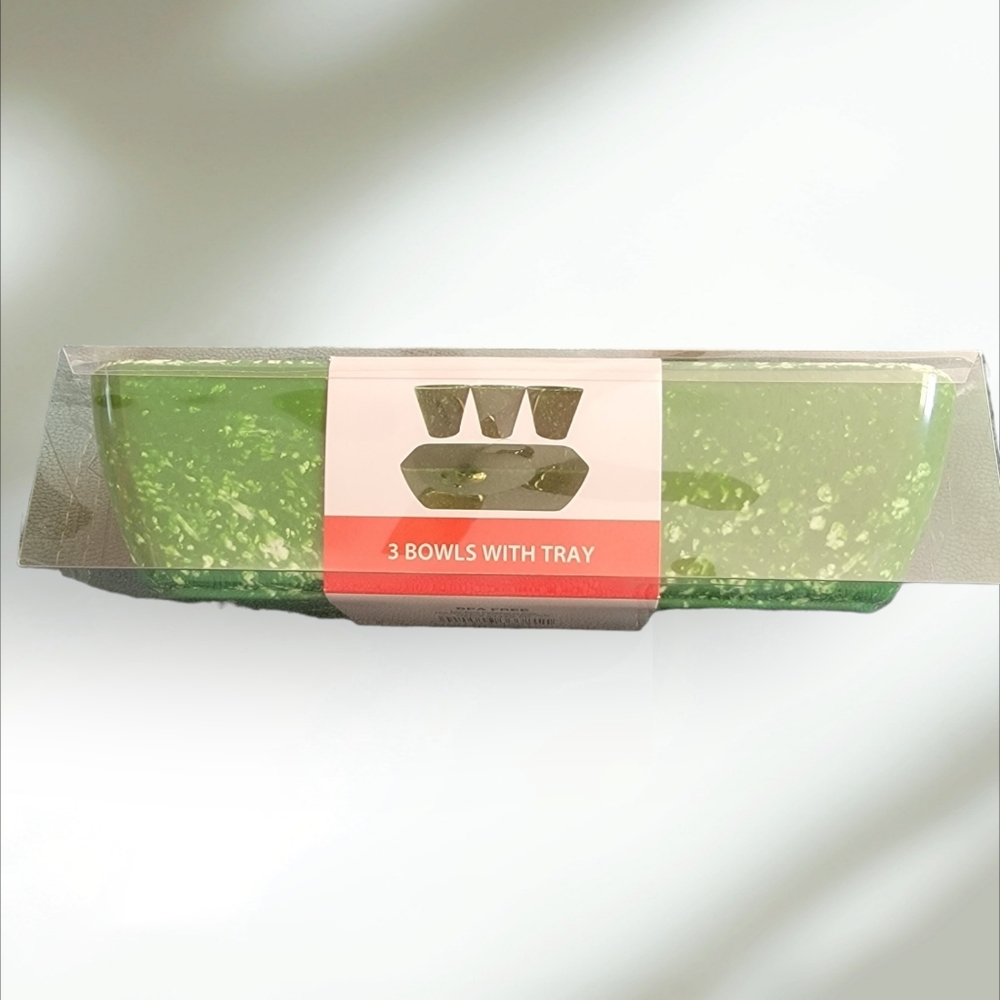 Plastic partyware Set - Picture 4 of 6